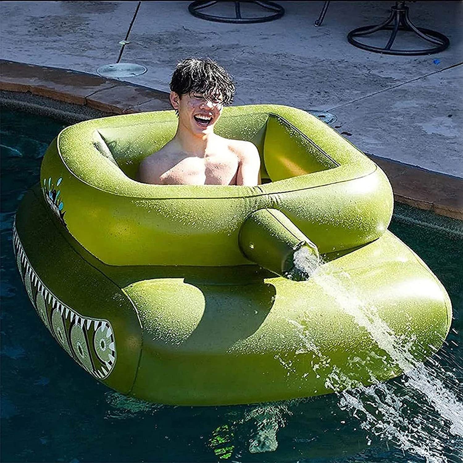 Tank Pool Floats Adult Inflatable Tank Pool Float With Water Cannon, Army Tank Pool Lounger Floaties With Squirt Water Gun, Kids Tank Pool Floats With Blast,Summer Fun Pool Beach Lake Game Battle Toys 【Adult & Kids Size】